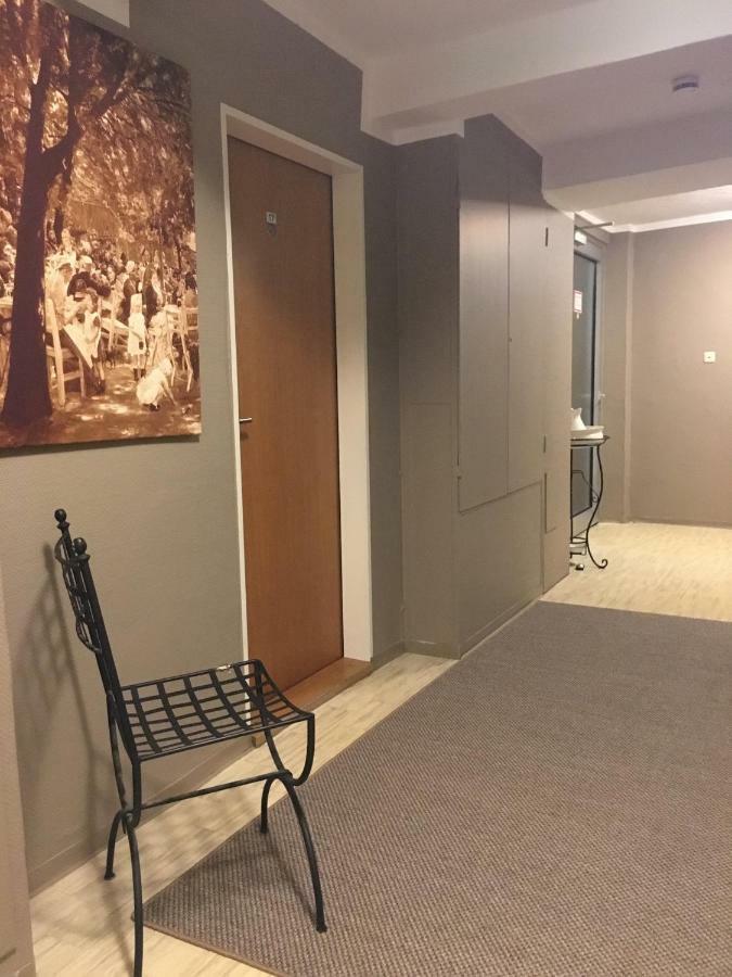 Eberl Hotel Pension Muenchen Feldmoching 外观 照片